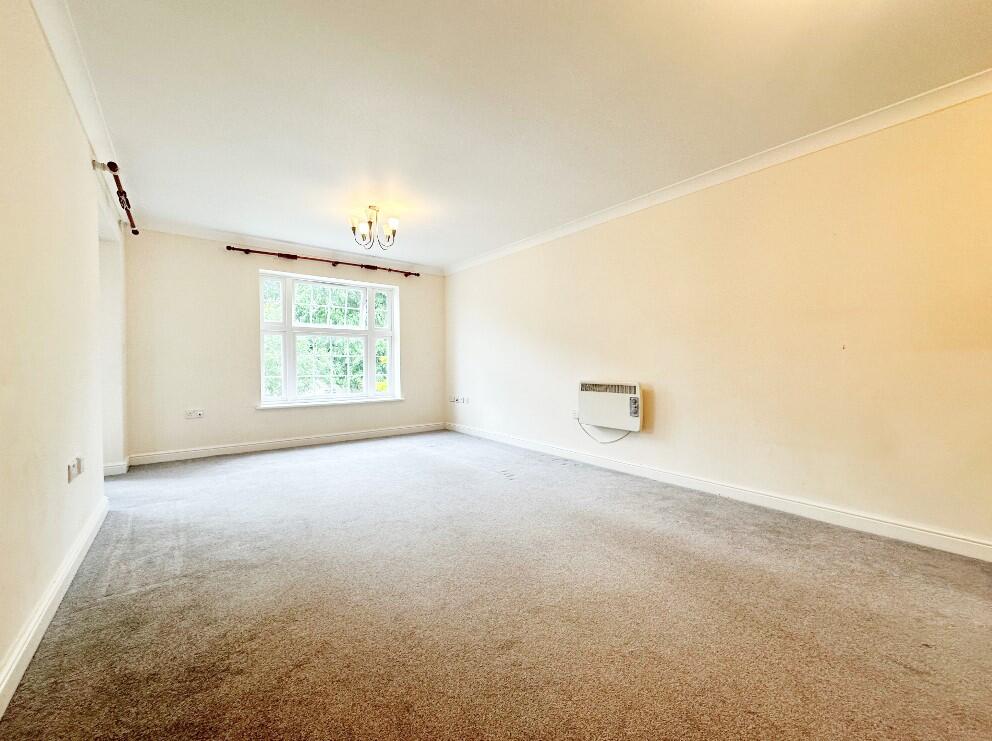 Apartment in Guildford - View 5