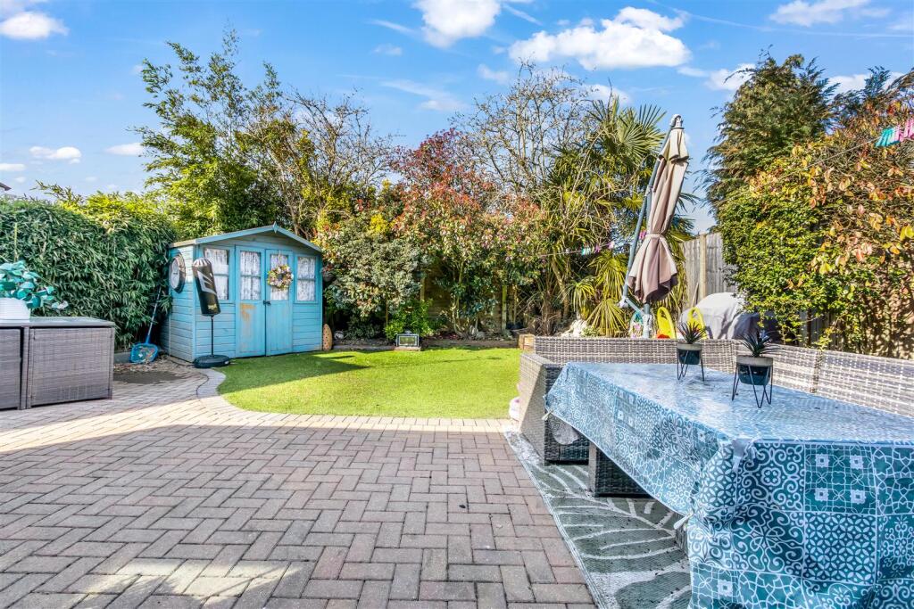 Additional image 17 of Holloways Lane, Welham Green