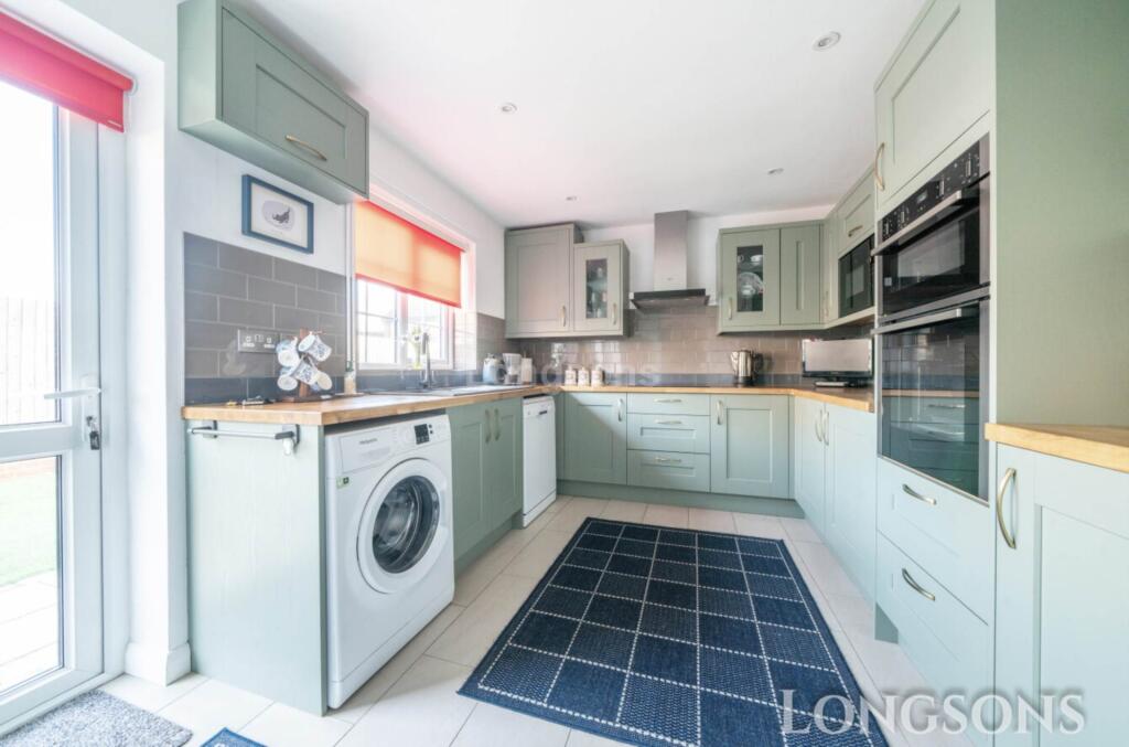 Rollesby Avenue, Swaffham photo 2