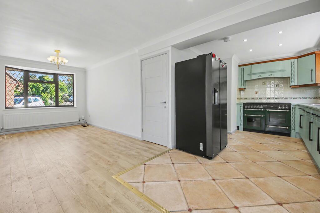 House in Southampton - View 3