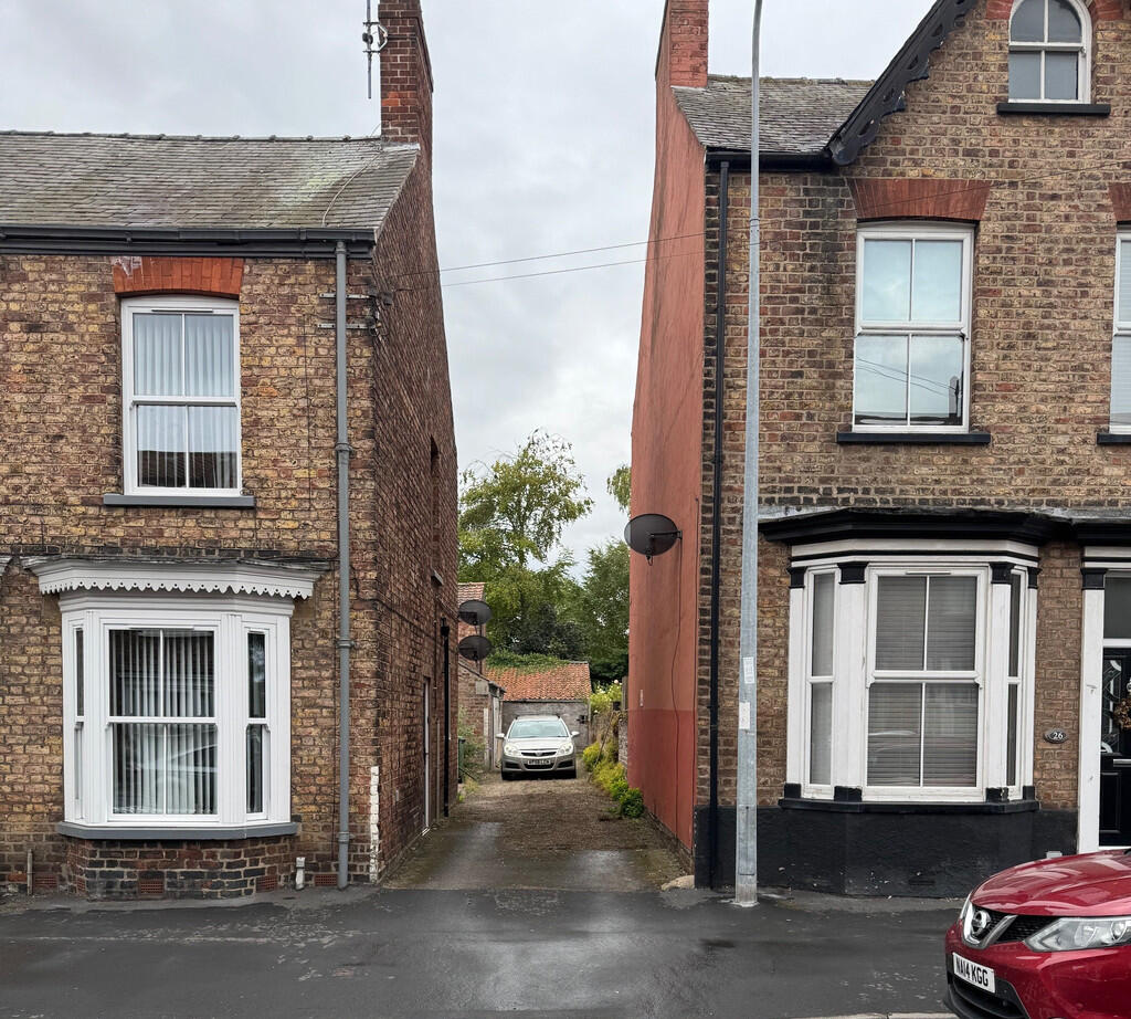 George Street, Driffield - View 2