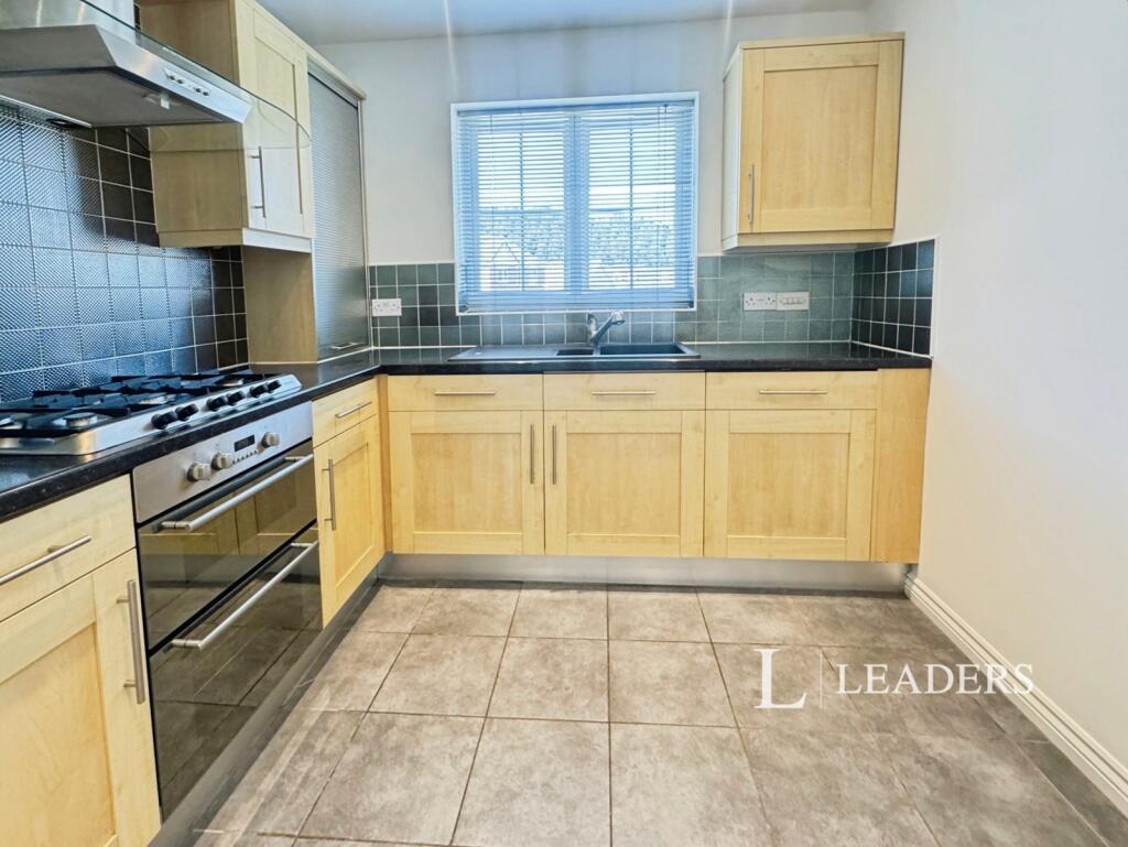 Apartment in Mansfield, Nottinghamshire - View 3