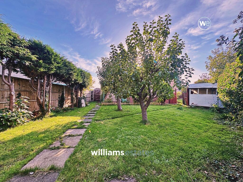 Gareth Close, Rhyl, LL18 photo 4