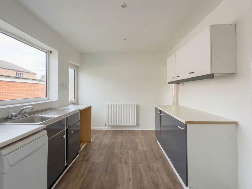 House in York, Sowerby - More