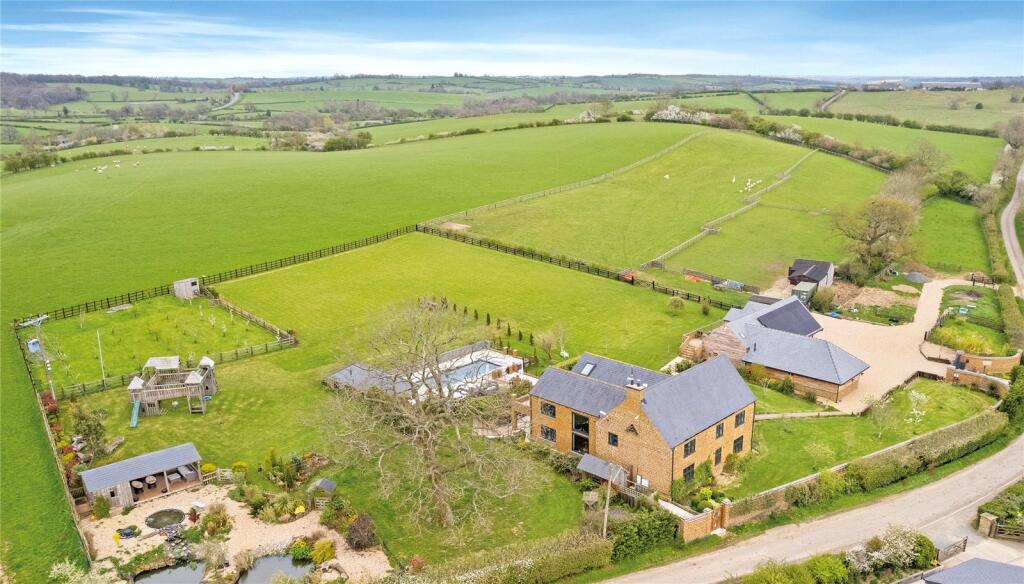 Main image of property: Stone Lodge House, Tilton On The Hill