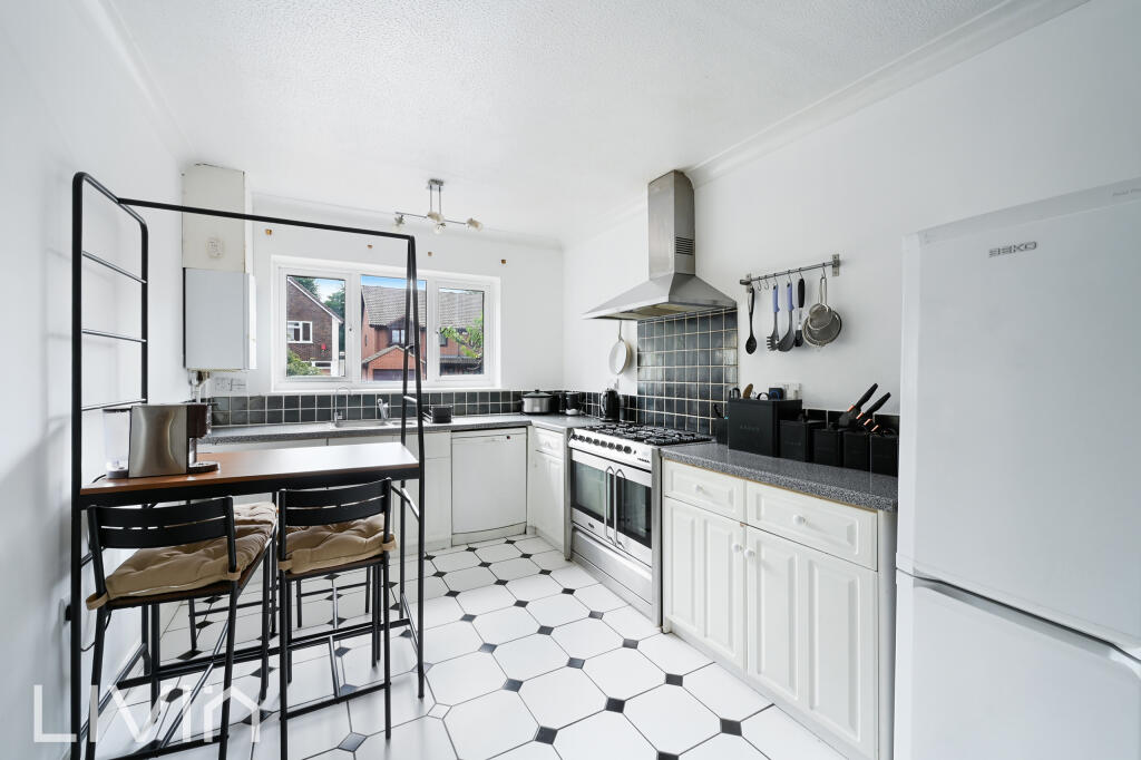 House in Croydon, Broad Green - View 5