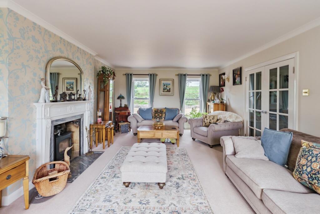 House in Lions Green, Heathfield and Waldron - More