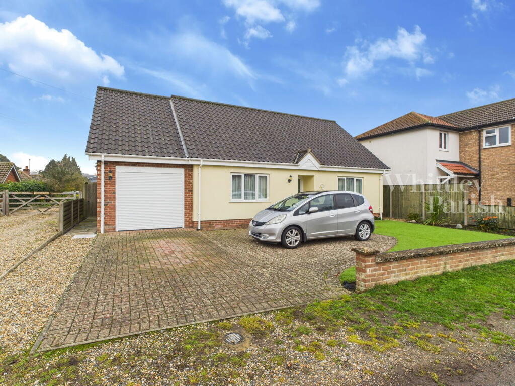 Tottington Lane, Roydon, Diss photo 2
