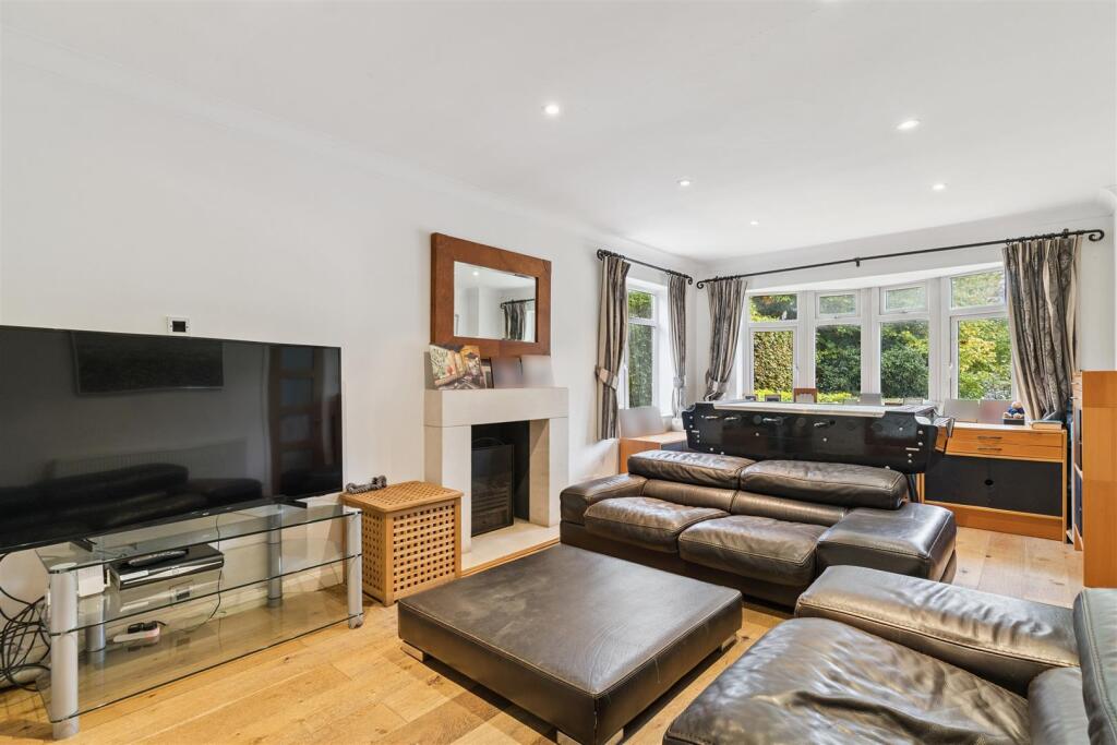 Newberries Avenue, Radlett photo 3