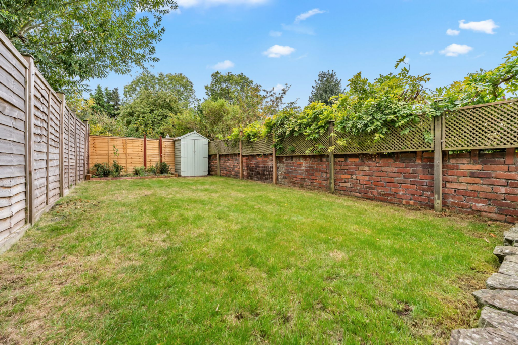 Downend Road, Fishponds, BS16 photo 4