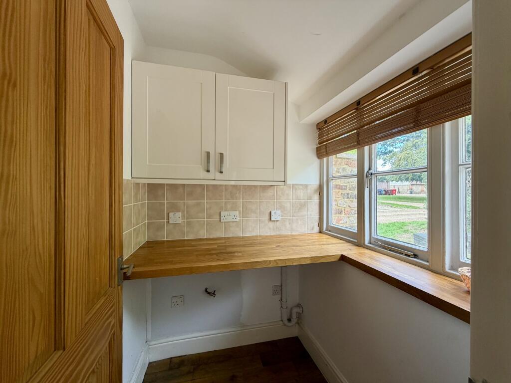 Rossway, BERKHAMSTED - View 5