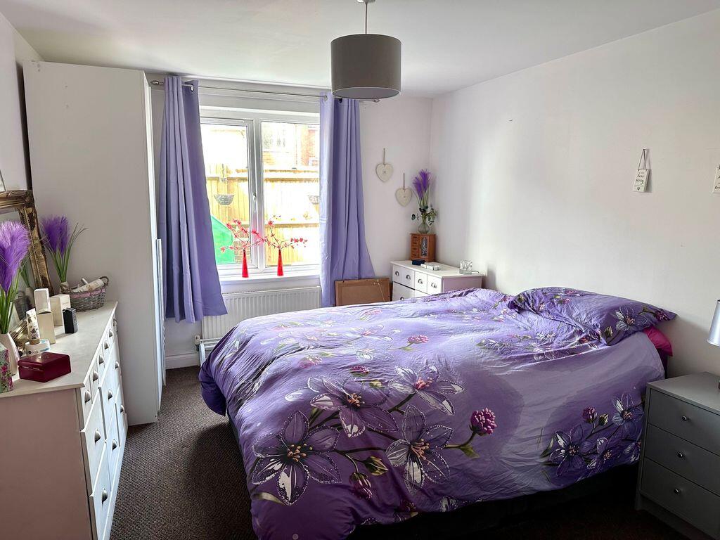 129 Southwood Road, Hayling Island photo 5