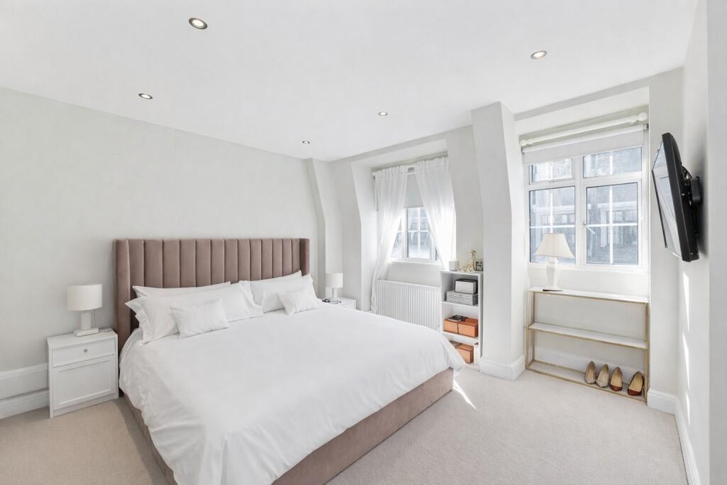 Apartment in London - View 5
