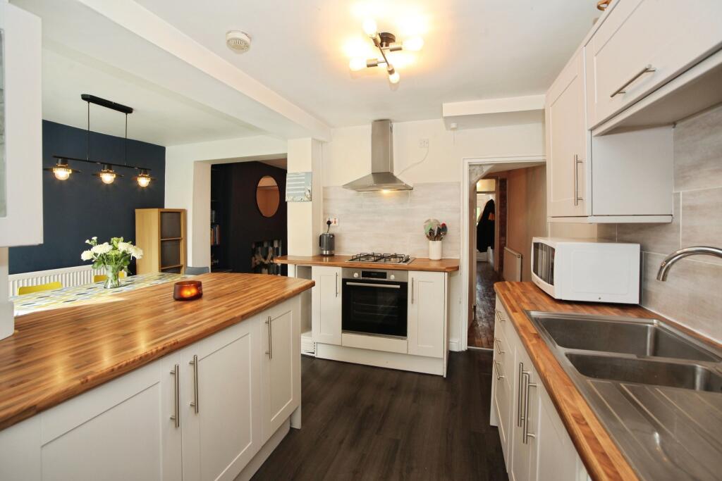 Caerphilly Road, Newport, NP10 photo 2