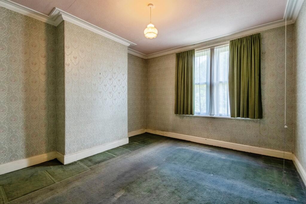 House in Leeds, West Yorkshire - More