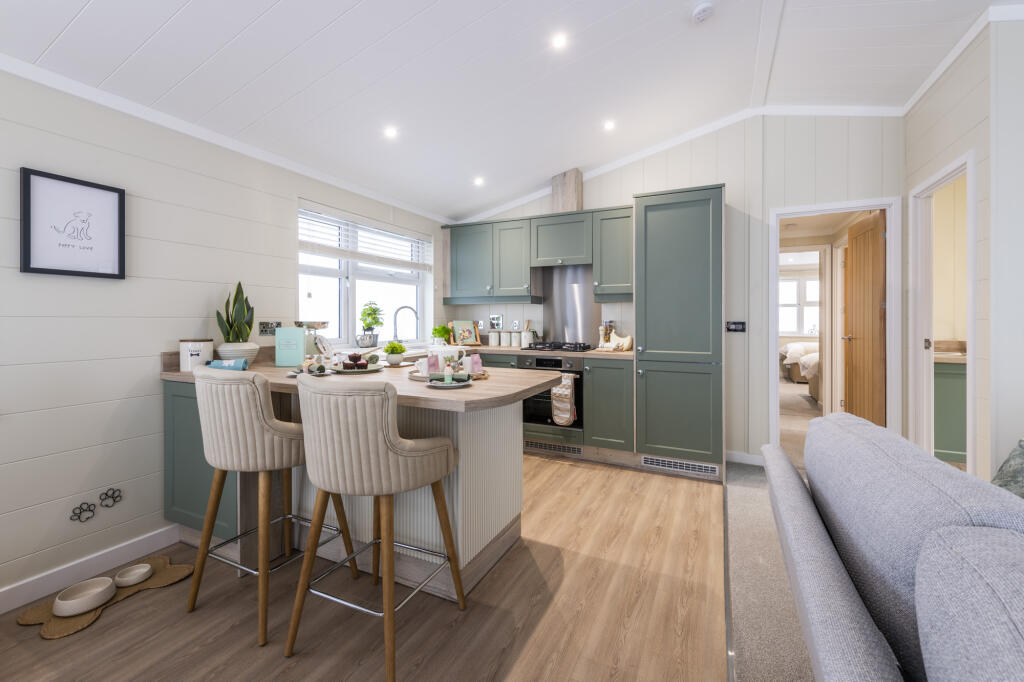 House in Stevenage - More