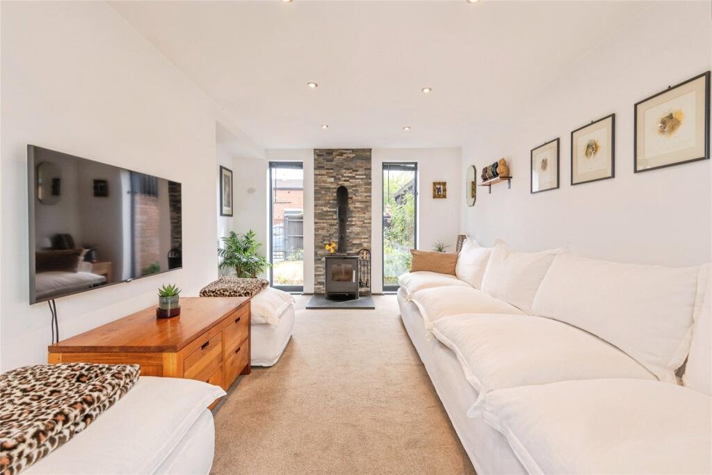 House in Taunton, Wellsprings - More