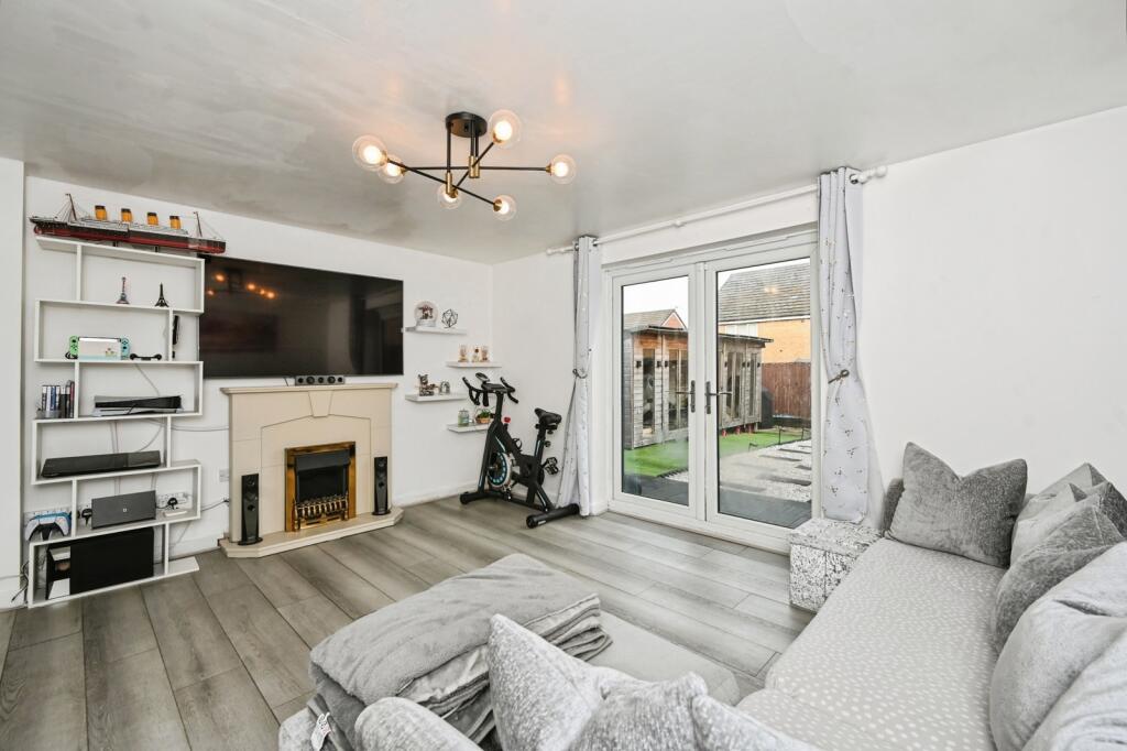 House in Knowsley, Liverpool City Region - View 2