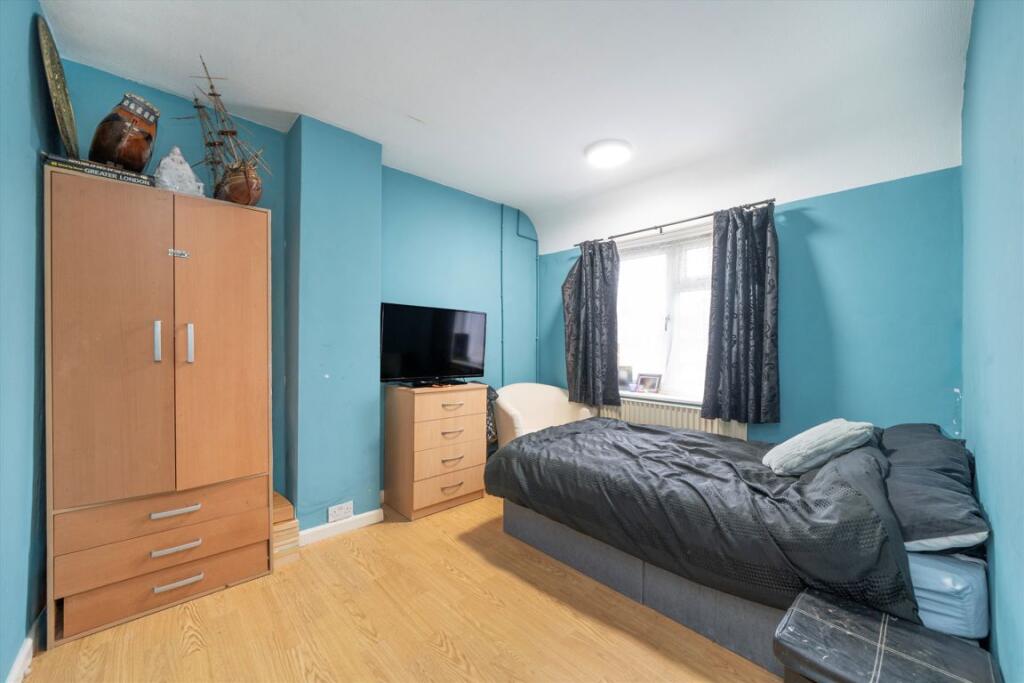 Hillyard Road, Hanwell photo 4