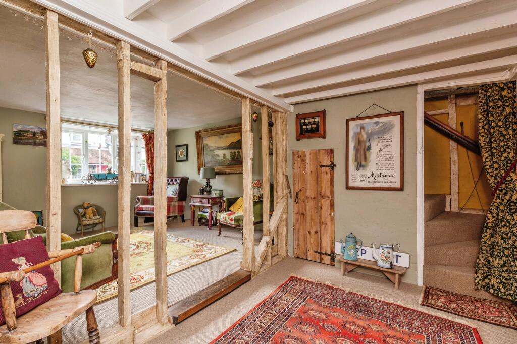 House in Chelmsford, Rettendon - More