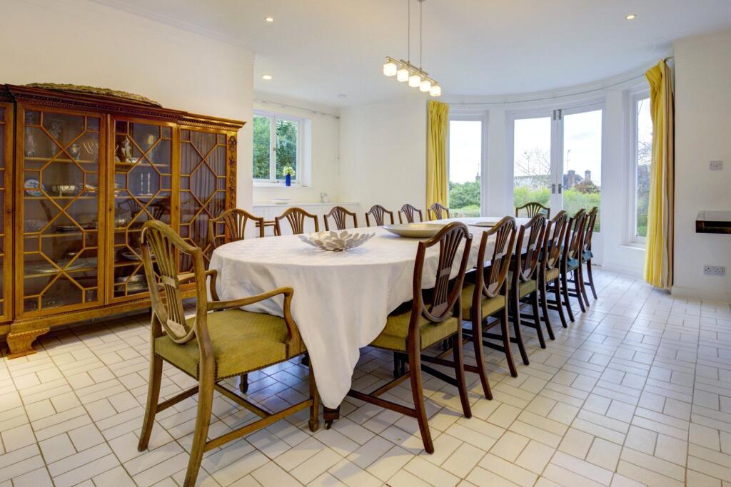 House in London - View 3