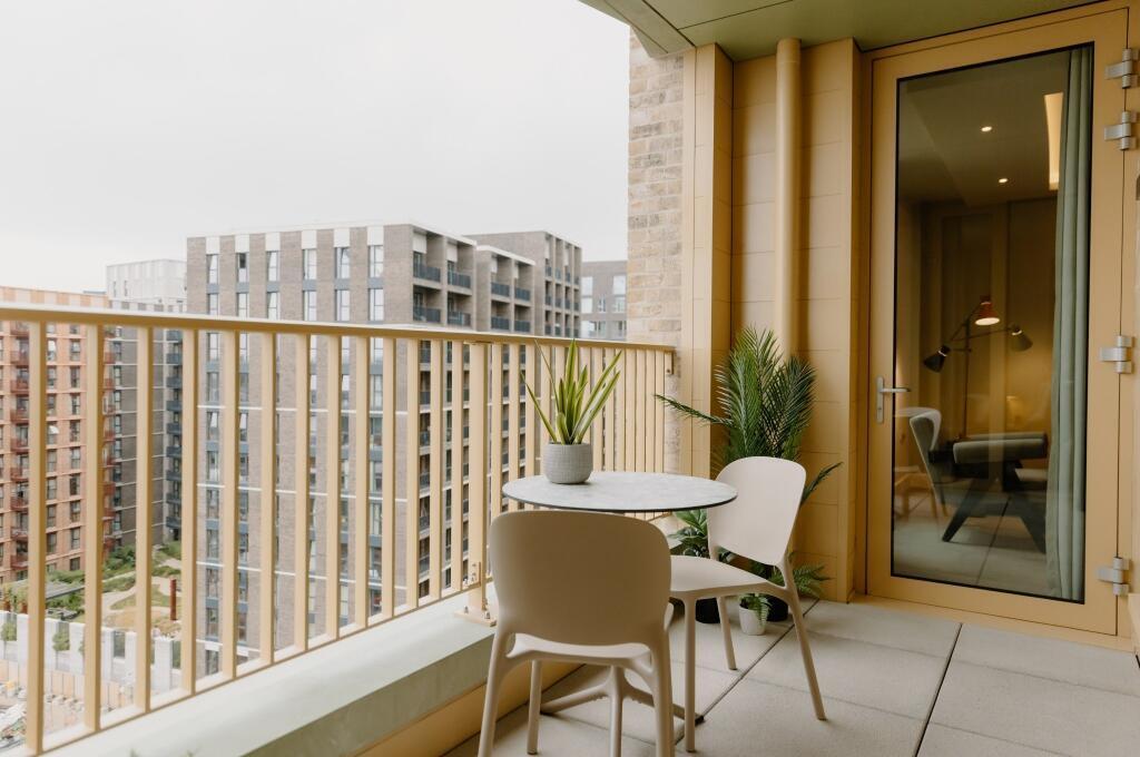 Apartment in London - View 3
