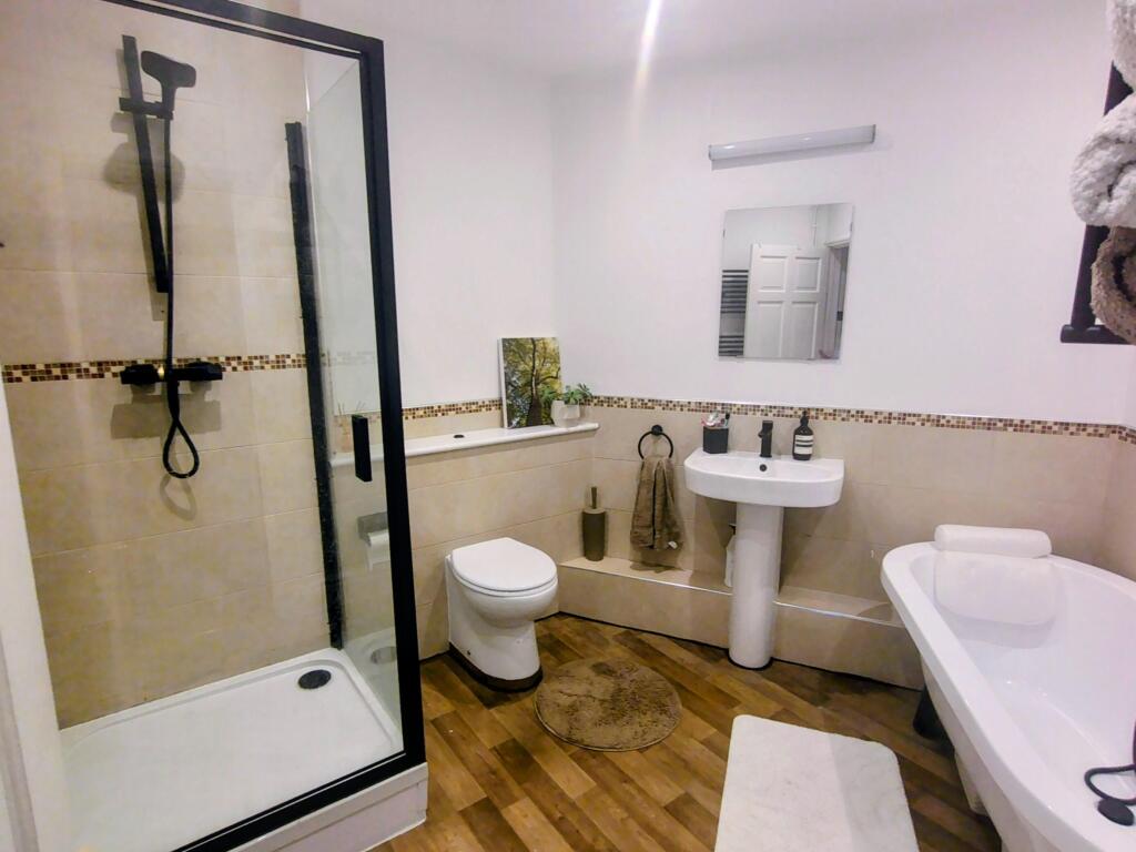 Apartment in Bath - More