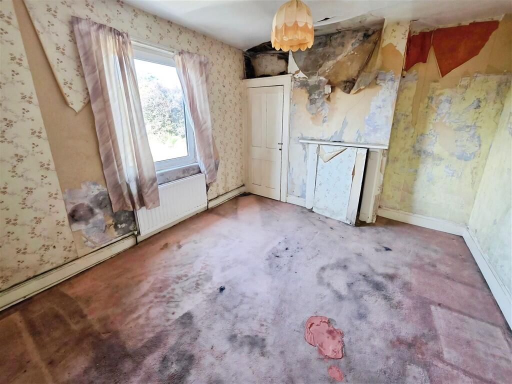 House in Southampton - View 3