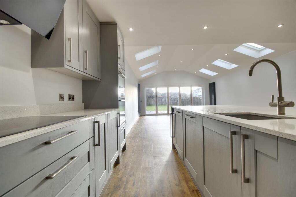 House in Havant, Lovedean - View 4