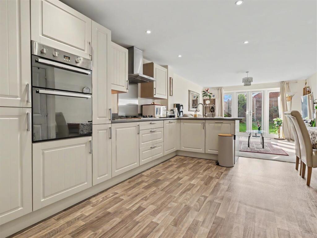4-bed house on Poethlyn Drive, Costessey, Norwich, £270,000