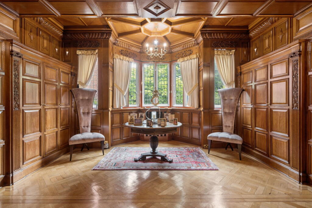 House in Wirral, Liverpool City Region - View 3