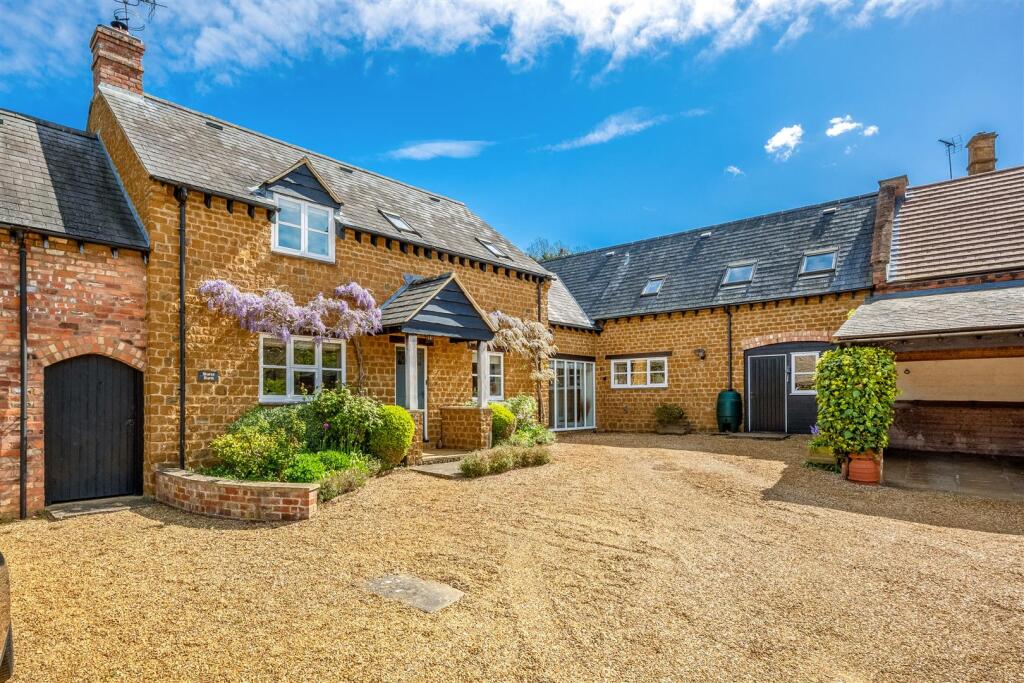 Main image of property: Langdon Lane, Radway