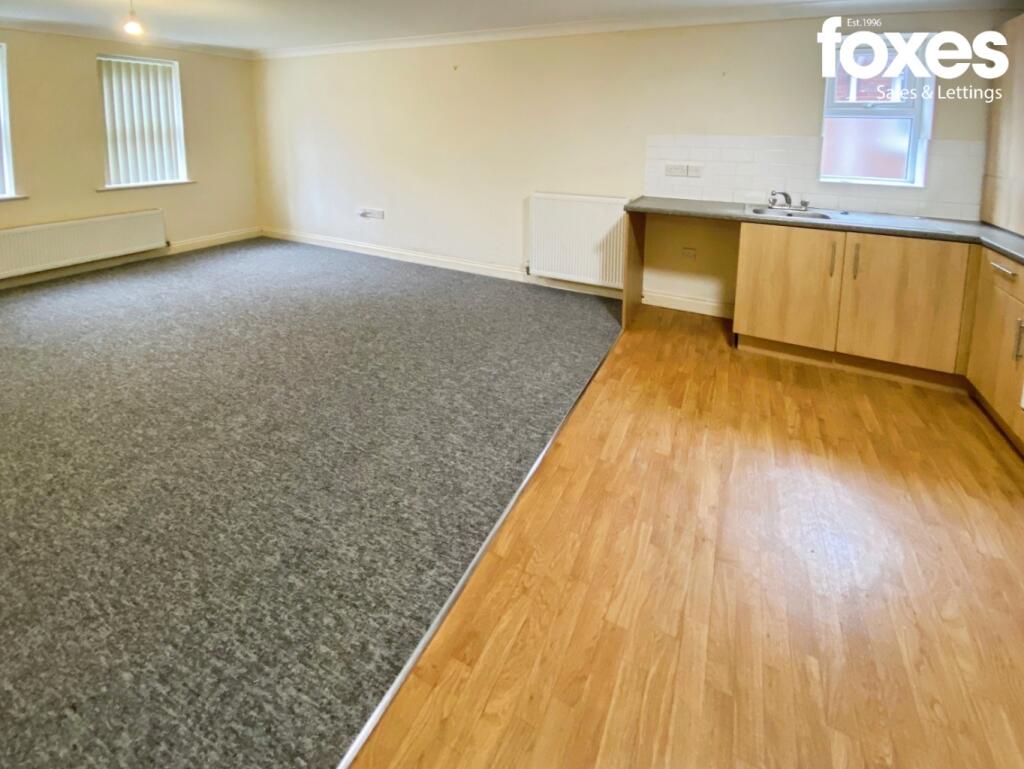 Apartment in Bournemouth, Lansdowne - View 2