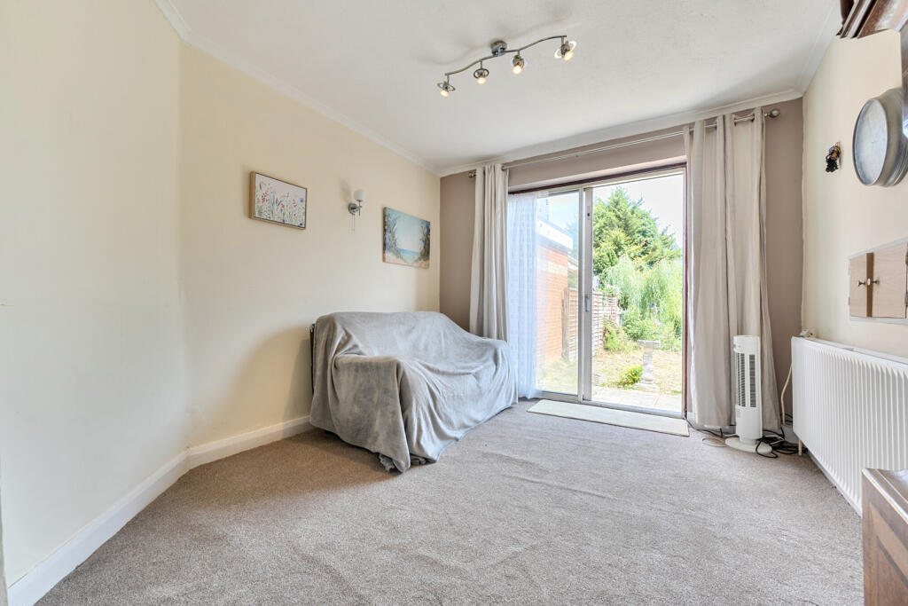 House in Strood, Salters Cross - View 3