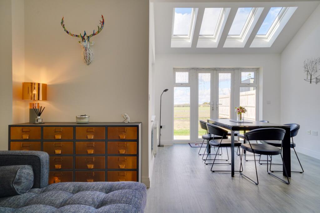 House in Royston, Bassingbourn-cum-Kneesworth - More