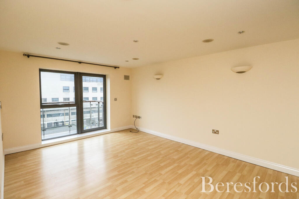 Apartment in Chelmsford - View 2