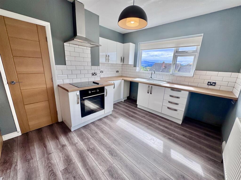 Gower Road, Mochdre, Colwyn Bay photo 5