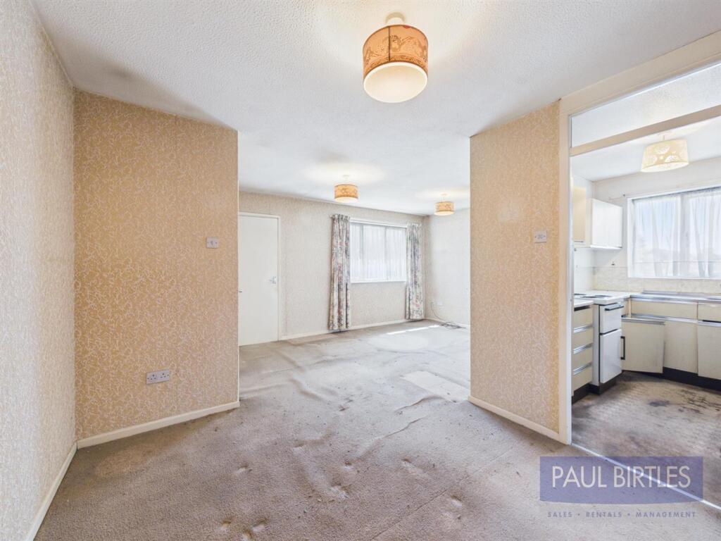 Apartment in Trafford, Greater Manchester - View 3