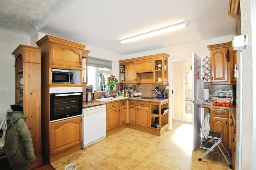 Additional image 6 of East Street, Templecombe, Somerset, BA8