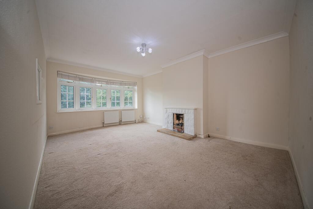 Apartment in Southampton - View 5
