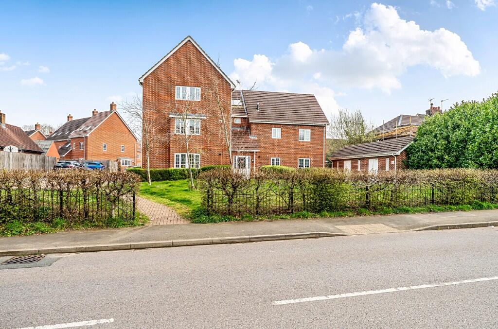Main image of property: School Close, Basingstoke, Hampshire, RG22
