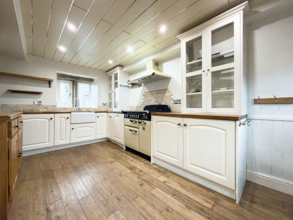 Additional image 4 of Saxon Court, Wyke, BD12 8EW