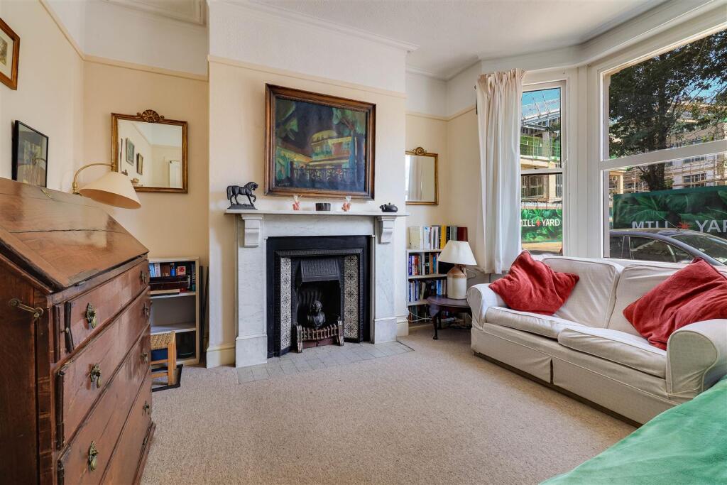 House in Cambridge, Petersfield - View 3