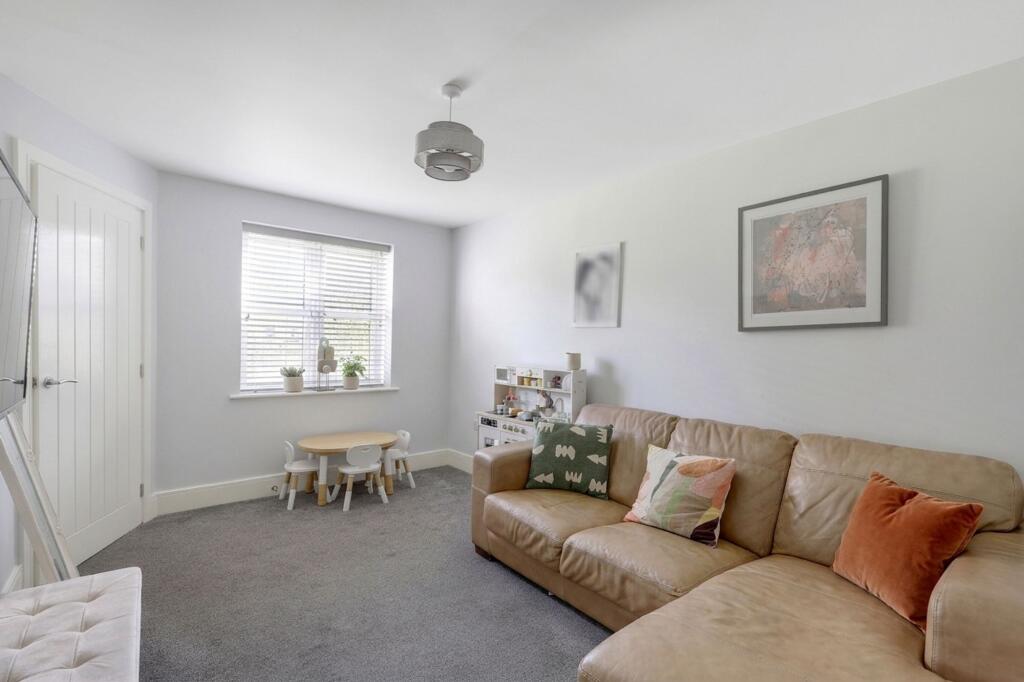 Windlass Way, Spondon, DE21 photo 2