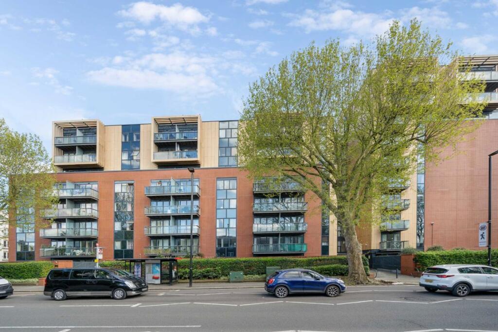 Main image of property: London Road, Isleworth