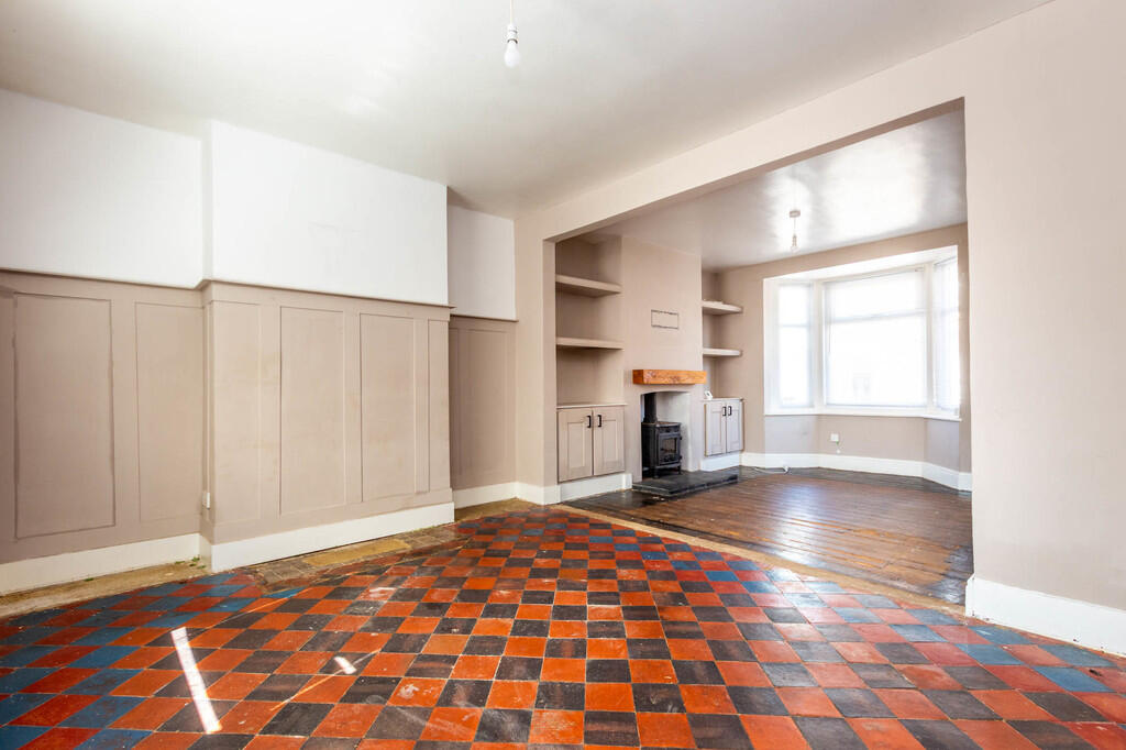 House in Rushden, North Northamptonshire - View 2