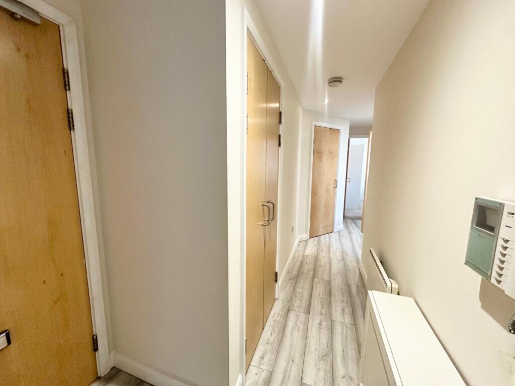 Apartment in Nottingham - More