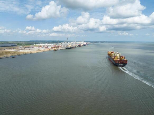 Web Files_Update Imagery_London Gateway_DP World_Jun2368.jpg