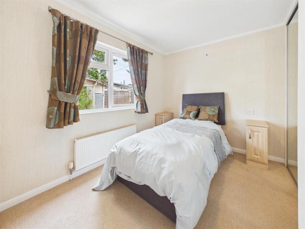 House in Reading - More