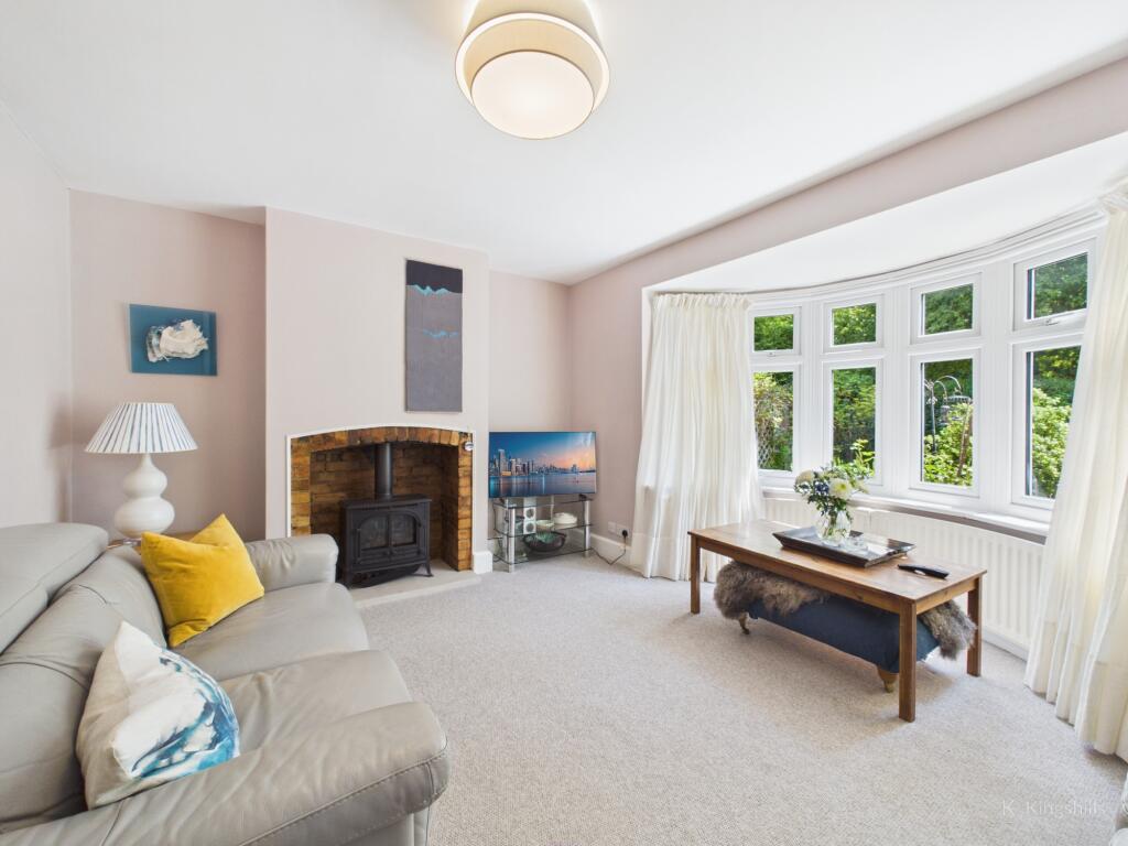 House in Hemel Hempstead, High Wycombe Community Board - More